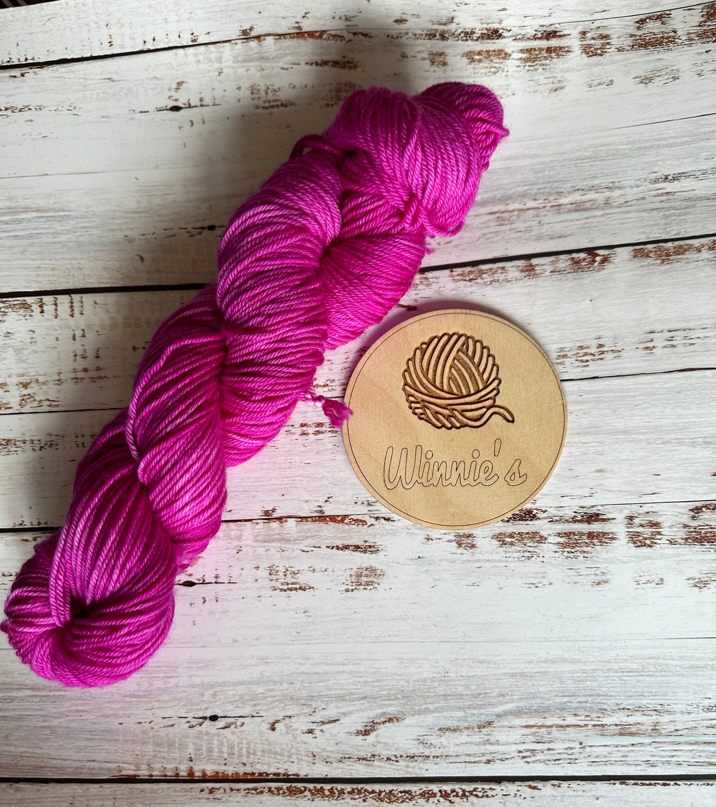 DK 100g 75% superwash Merino, 25% nylon