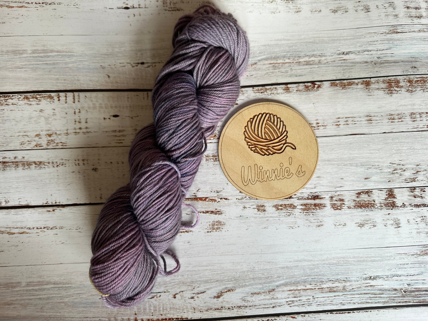DK 100g 75% superwash Merino, 25% nylon