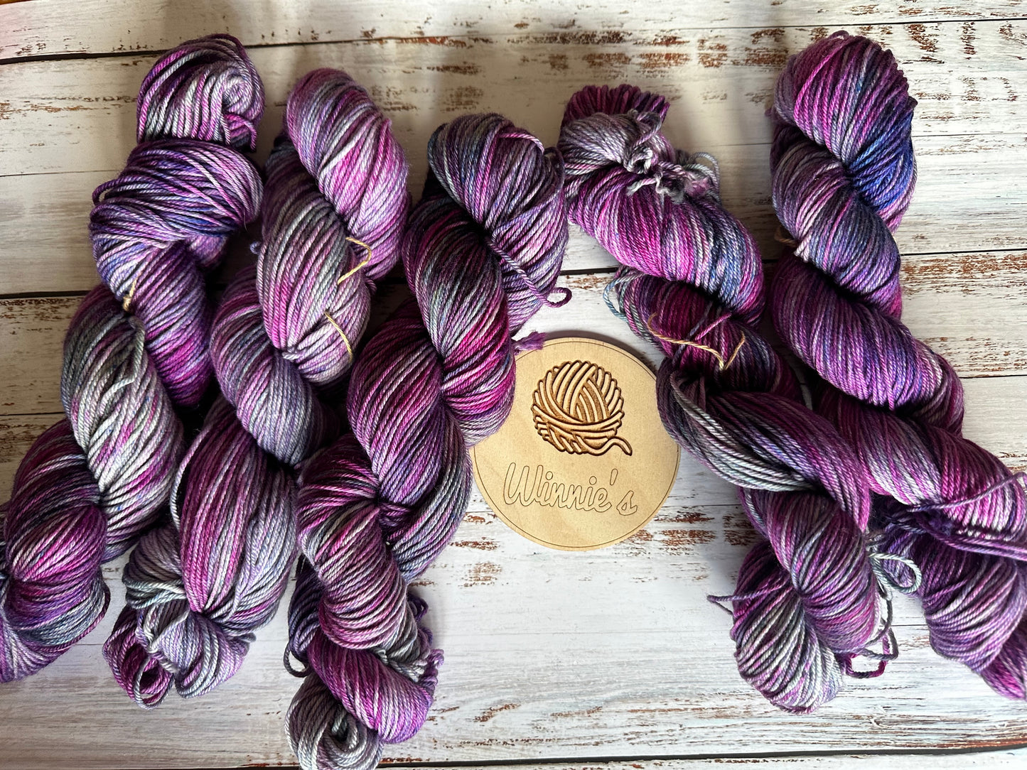 DK 100g 75% superwash Merino, 25% nylon